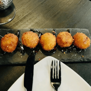 fried-goat-cheese-balls